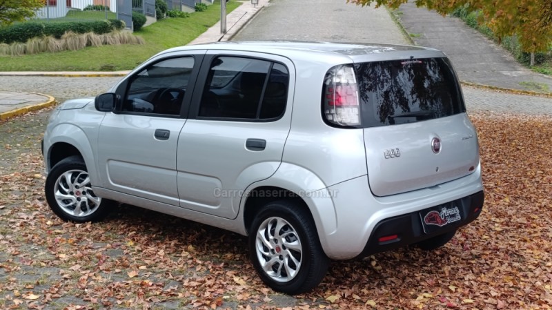 UNO 1.0 EVO VIVACE 8V FLEX 4P MANUAL - 2017 - CAXIAS DO SUL