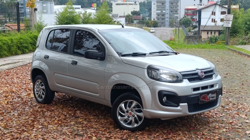UNO 1.0 EVO VIVACE 8V FLEX 4P MANUAL - 2017 - CAXIAS DO SUL