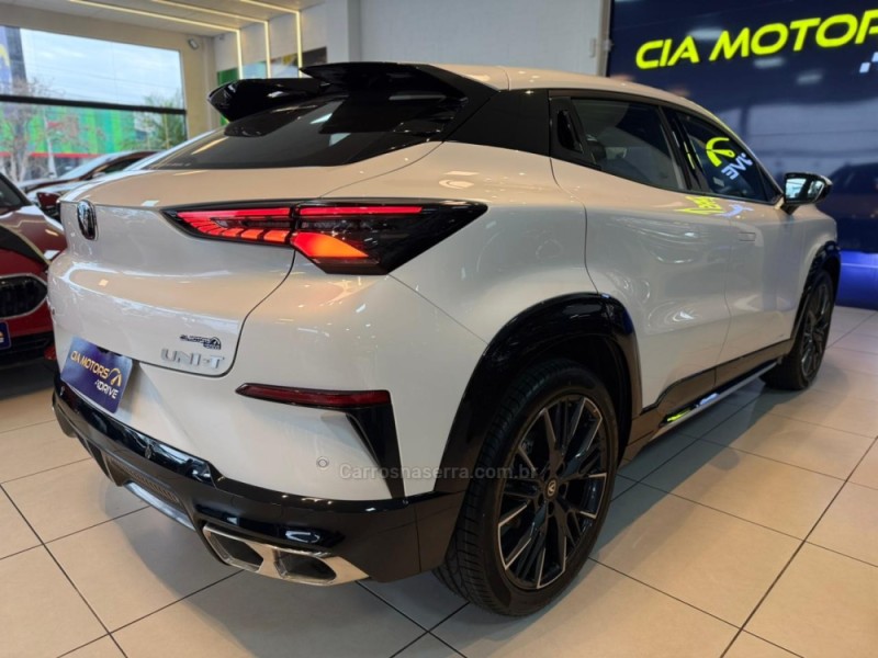UNI-T 1.5 INFINITY 16V 4P FLEX AUTOMÁTICO - 2027 - SãO LEOPOLDO