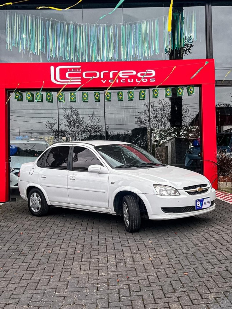 classic 1.0 mpfi ls 8v gasolina 4p manual 2014 canela