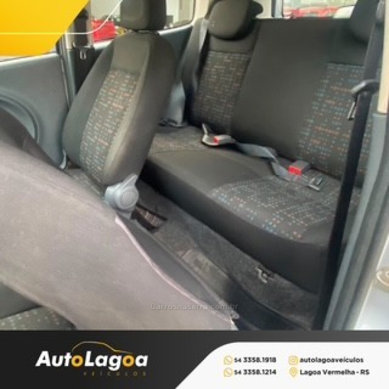 UNO 1.0 VIVACE 8V FLEX 2P MANUAL - 2013 - LAGOA VERMELHA