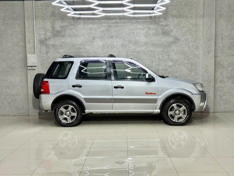 ESCORT 1.6 MPI GL 8V GASOLINA 4P MANUAL - 2009 - CAXIAS DO SUL