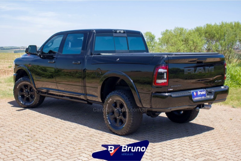 2500 LARAMIE 6.7 NIGHT ED TURBO CD 4X4 DIESEL 4P AUTOMÁTICO - 2022 - PALMEIRA DAS MISSõES