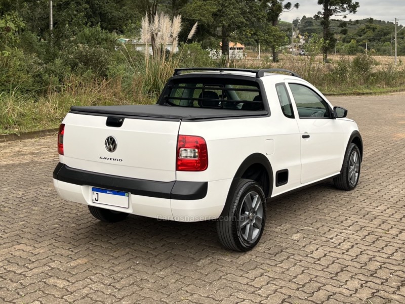 SAVEIRO 1.6 MI TRENDLINE CE 8V FLEX 2P MANUAL - 2015 - NOVA BASSANO