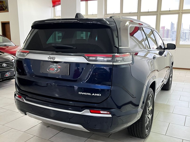 COMMANDER 1.3 OVERLAND T270 16V 4X2 TURBO FLEX 4P AUTOMÁTICO - 2022 - BENTO GONçALVES