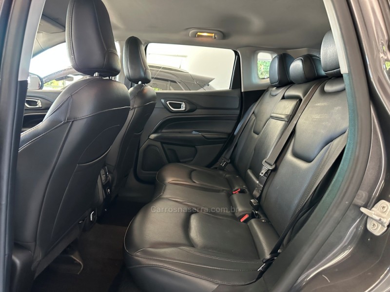 COMPASS 1.3 LONGITUDE T270 16V TURBO FLEX 4P AUTOMÁTICO - 2022 - GUAPORé