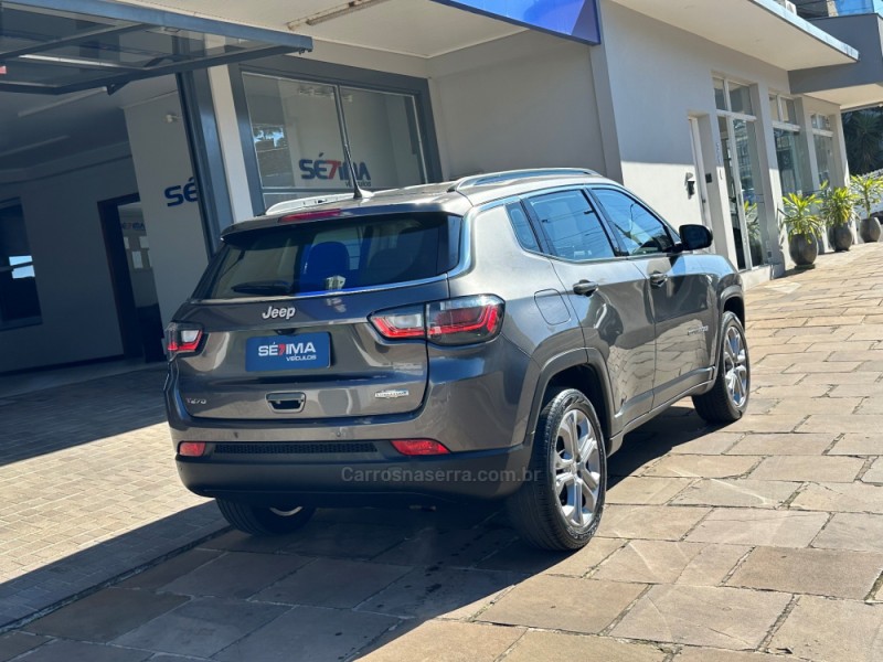 COMPASS 1.3 LONGITUDE T270 16V TURBO FLEX 4P AUTOMÁTICO - 2022 - GUAPORé