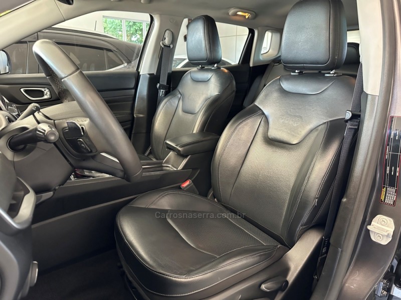 COMPASS 1.3 LONGITUDE T270 16V TURBO FLEX 4P AUTOMÁTICO - 2022 - GUAPORé