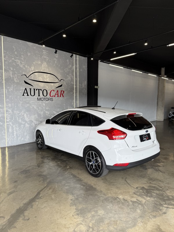 FOCUS 2.0 TITANIUM PLUS HATCH 16V FLEX 4P AUTO - 2018 - CAXIAS DO SUL