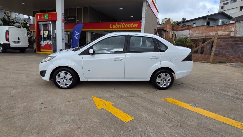 FIESTA 1.6 MPI SEDAN 8V FLEX 4P MANUAL - 2014 - CAXIAS DO SUL