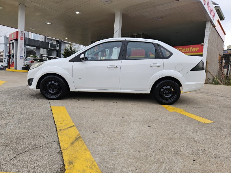 FIESTA 1.6 MPI SEDAN 8V FLEX 4P MANUAL - 2014 - CAXIAS DO SUL