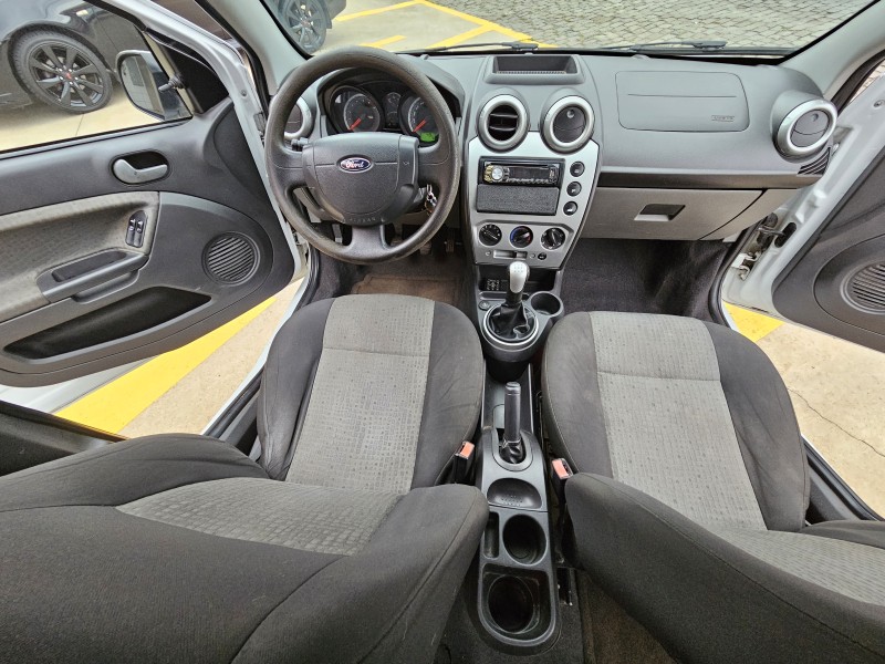 FIESTA 1.6 MPI SEDAN 8V FLEX 4P MANUAL - 2014 - CAXIAS DO SUL