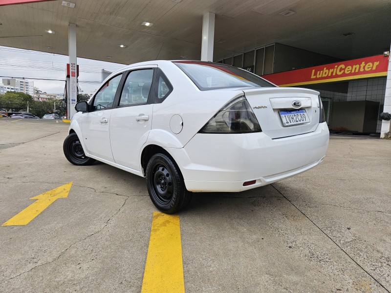 FIESTA 1.6 MPI SEDAN 8V FLEX 4P MANUAL - 2014 - CAXIAS DO SUL