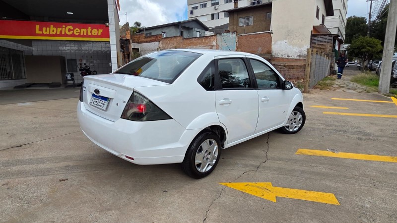 FIESTA 1.6 MPI SEDAN 8V FLEX 4P MANUAL - 2014 - CAXIAS DO SUL