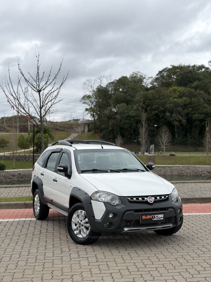 PALIO 1.8 MPI ADVENTURE WEEKEND 16V FLEX 4P AUTOMATIZADO