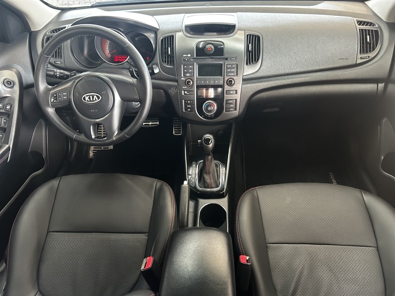 CERATO 1.6 16V SX4 FLEX 4P AUTOMÁTICO - 2013 - SãO SEBASTIãO DO CAí