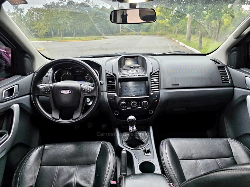 RANGER 3.2 XLT 4X4 CD 20V DIESEL 4P MANUAL - 2014 - BENTO GONçALVES