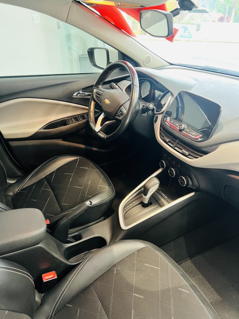 ONIX 1.0	PREMIER PLUS 12V TURBO FLEX 4P AUTOMÁTICO - 2020 - GARIBALDI