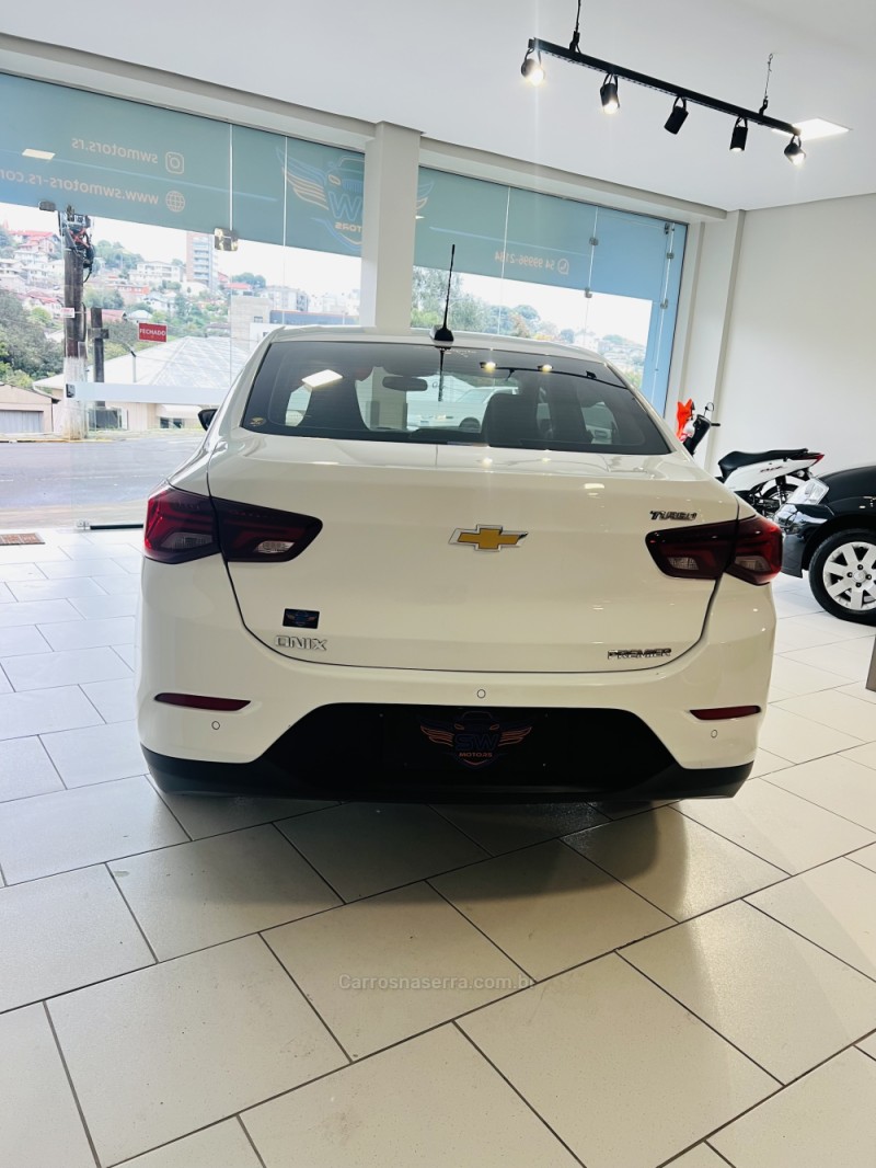 ONIX 1.0	PREMIER PLUS 12V TURBO FLEX 4P AUTOMÁTICO - 2020 - GARIBALDI