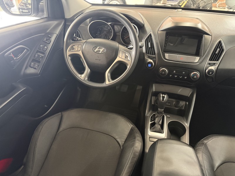 IX35 2.0 16V FLEX 4P AUTOMÁTICO - 2016 - FARROUPILHA