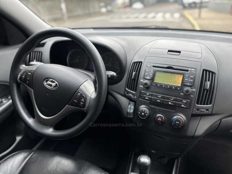 I30 2.0 MPI 16V GASOLINA 4P MANUAL - 2010 - PAROBé