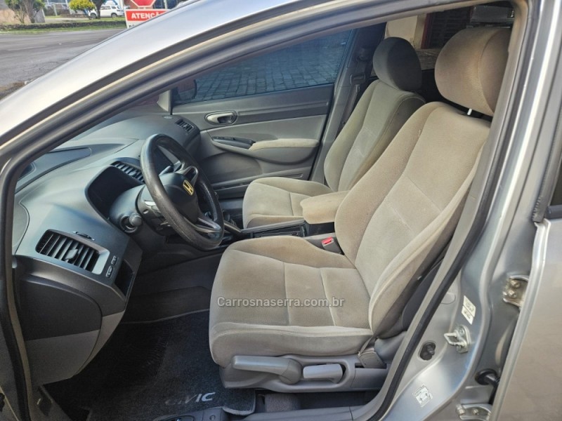 CIVIC 1.8 LXS 16V FLEX 4P MANUAL - 2008 - VERANóPOLIS