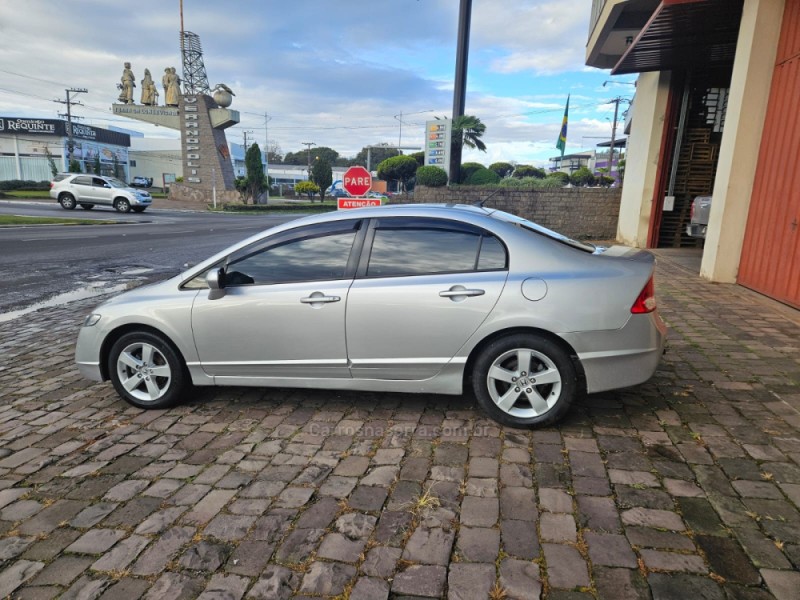 CIVIC 1.8 LXS 16V FLEX 4P MANUAL - 2008 - VERANóPOLIS