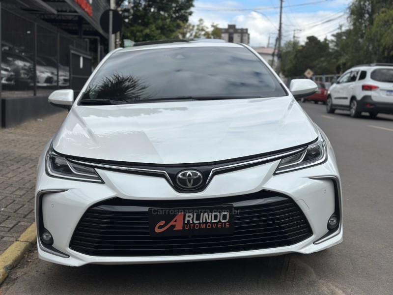 COROLLA 2.0 ALTIS PREMIUM 16V FLEX 4P AUTOMÁTICO - 2022 - PAROBé