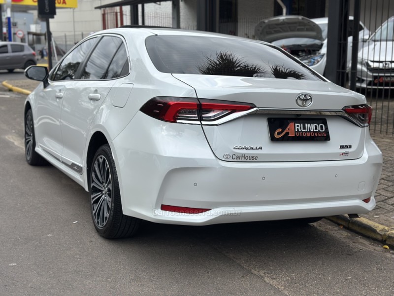 COROLLA 2.0 ALTIS PREMIUM 16V FLEX 4P AUTOMÁTICO - 2022 - PAROBé