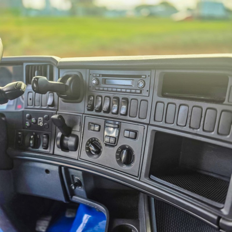 R-440 A 6X2 - 2018 - GARIBALDI