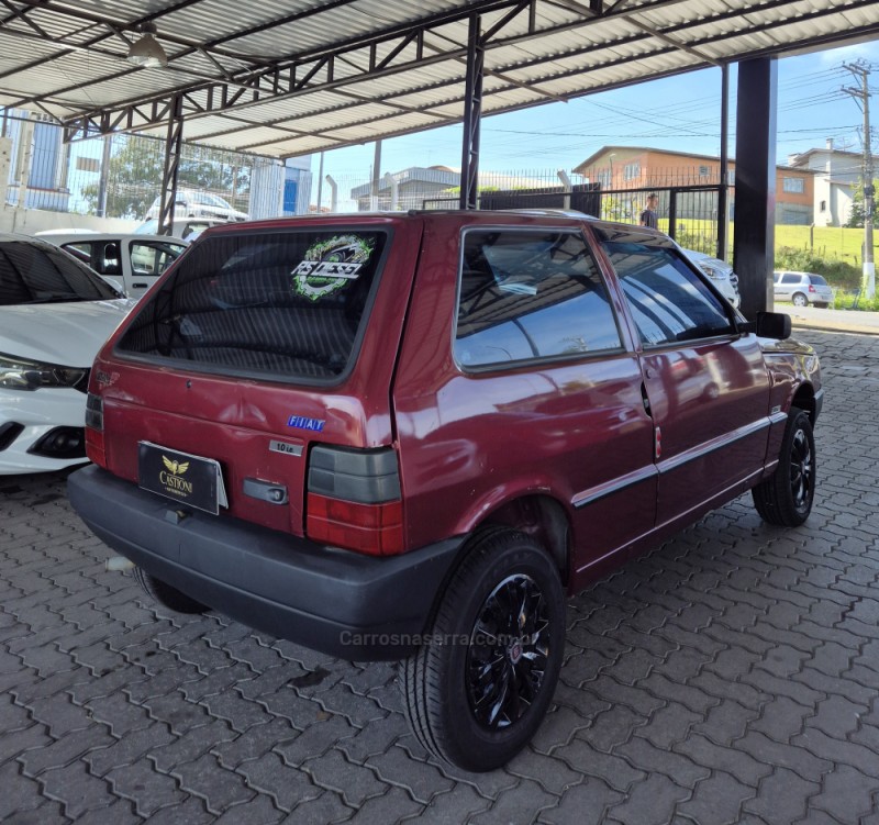 UNO 1.0 IE MILLE EP 8V GASOLINA 2P MANUAL - 2001 - CAXIAS DO SUL