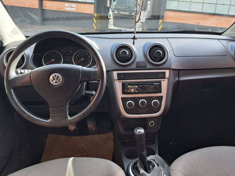 VOYAGE 1.6 MI TREND 8V FLEX 4P MANUAL - 2013 - FLORES DA CUNHA