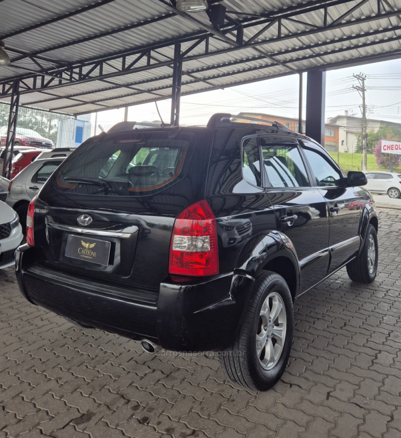 TUCSON 2.0 MPFI GLS 16V 143CV 2WD FLEX 4P AUTOMÁTICO - 2016 - CAXIAS DO SUL
