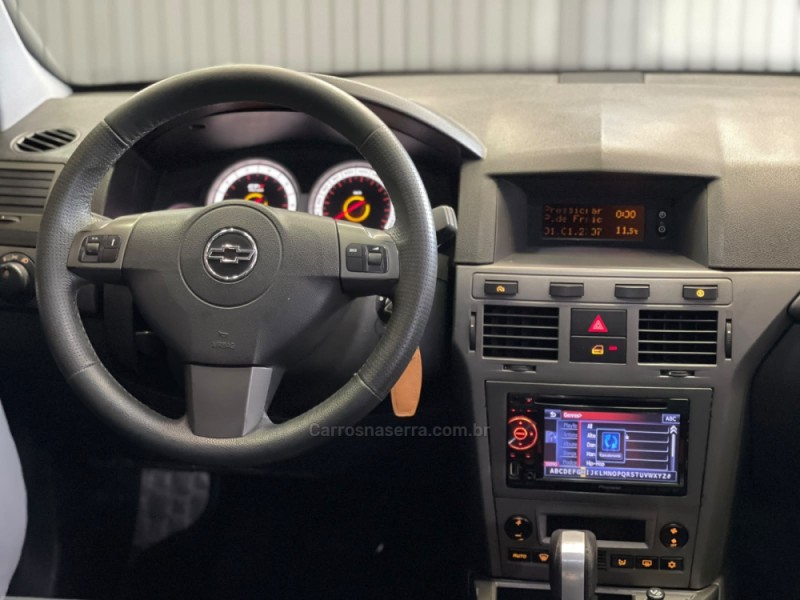 VECTRA 2.0 MPFI GT-X HATCH 8V FLEX 4P AUTOMÁTICO - 2010 - DOIS IRMãOS