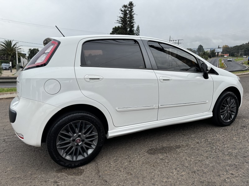 PUNTO 1.8 SPORTING 16V FLEX 4P MANUAL - 2015 - DOIS IRMãOS
