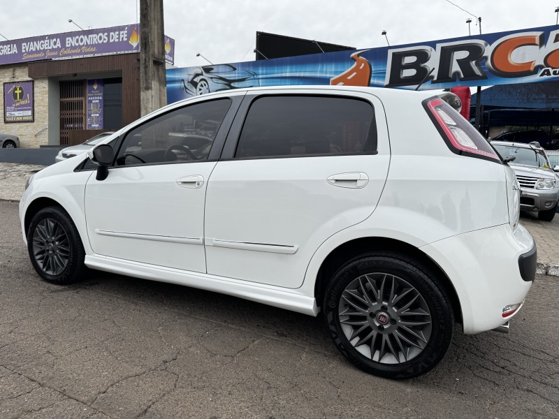 PUNTO 1.8 SPORTING 16V FLEX 4P MANUAL - 2015 - DOIS IRMãOS