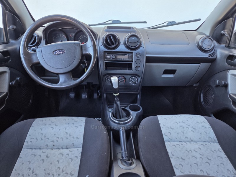 FIESTA 1.6 ROCAM SE 8V FLEX 4P MANUAL - 2014 - CAXIAS DO SUL