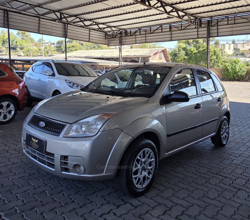 FIESTA 1.6 ROCAM SE 8V FLEX 4P MANUAL - 2014 - CAXIAS DO SUL