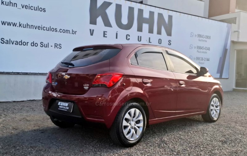ONIX 1.4 MPFI LT 8V FLEX 4P MANUAL - 2018 - SALVADOR DO SUL