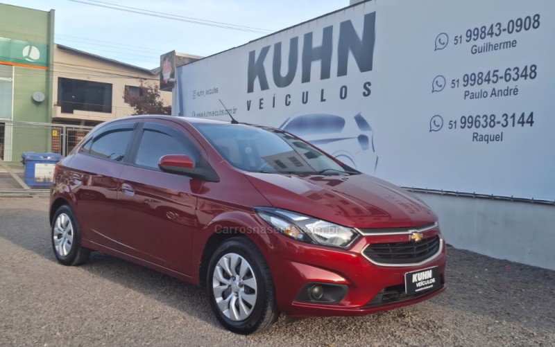 ONIX 1.4 MPFI LT 8V FLEX 4P MANUAL - 2018 - SALVADOR DO SUL