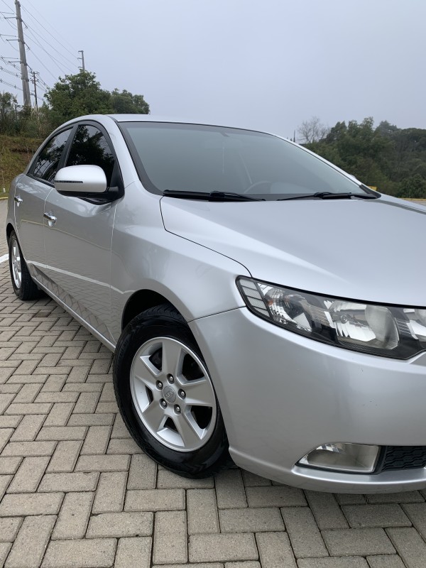 CERATO 1.6 EX3 SEDAN 16V GASOLINA 4P AUTOMÁTICO - 2012 - CAXIAS DO SUL