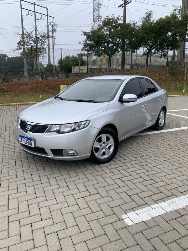 CERATO 1.6 EX3 SEDAN 16V GASOLINA 4P AUTOMÁTICO - 2012 - CAXIAS DO SUL