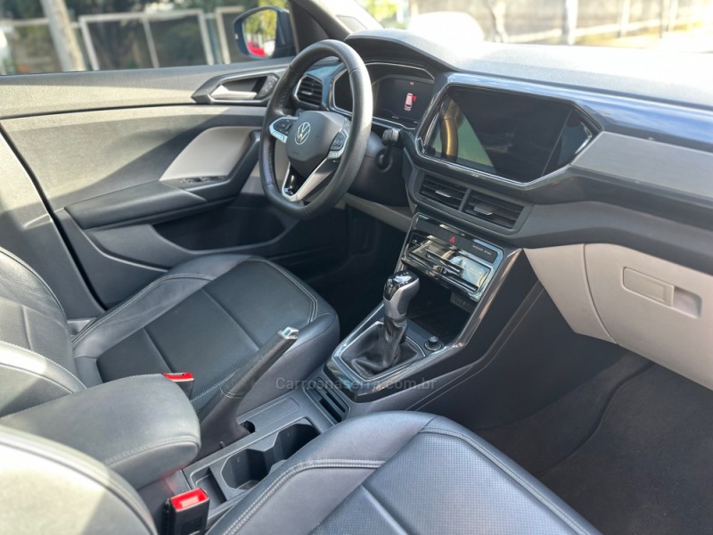 T-CROSS 1.4 HIGHLINE TSI 16V FLEX 4P AUTOMÁTICO - 2024 - PAROBé