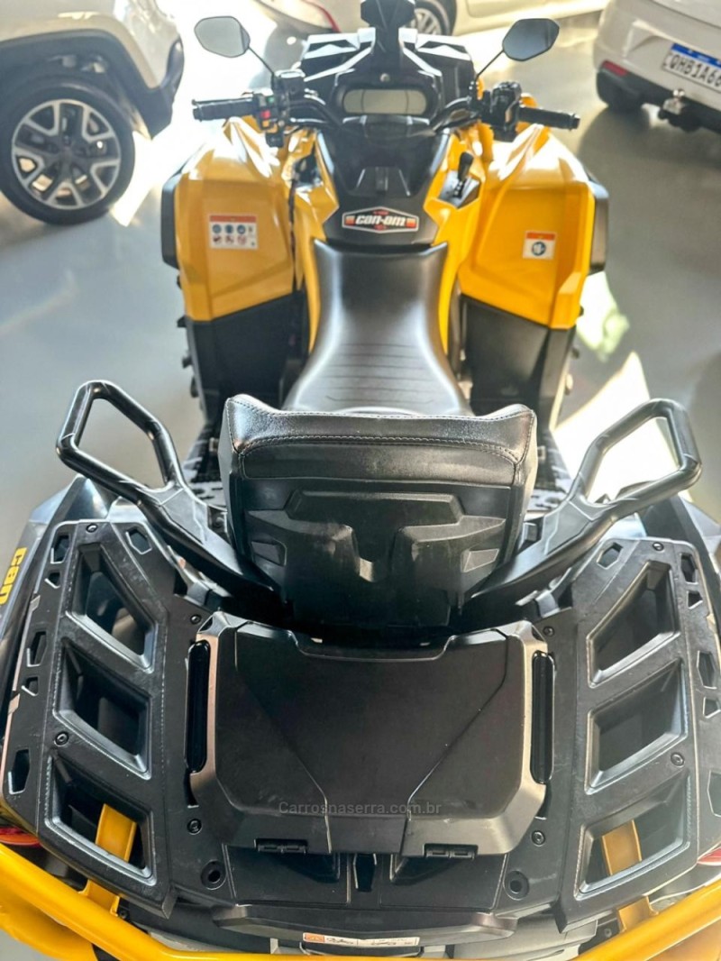 OUTLANDER 1000X MR - 2021 - TRêS COROAS