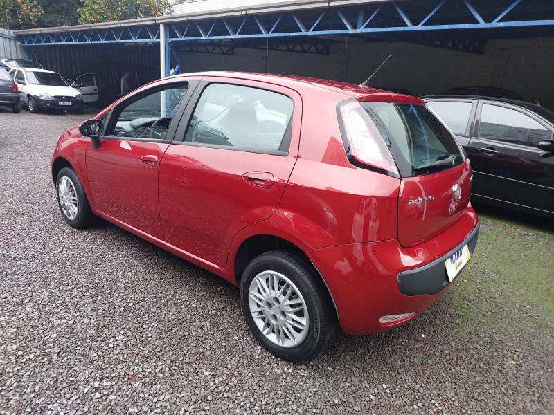 PUNTO 1.4 ATTRACTIVE 8V FLEX 4P MANUAL - 2015 - BENTO GONçALVES
