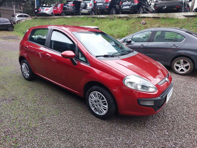 PUNTO 1.4 ATTRACTIVE 8V FLEX 4P MANUAL - 2015 - BENTO GONçALVES