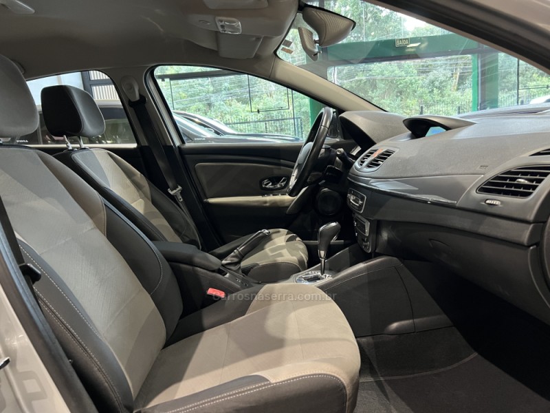 FLUENCE 2.0 DYNAMIQUE 16V FLEX 4P AUTOMÁTICO - 2018 - CAXIAS DO SUL