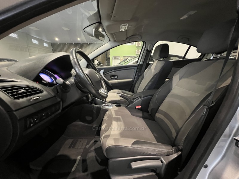 FLUENCE 2.0 DYNAMIQUE 16V FLEX 4P AUTOMÁTICO - 2018 - CAXIAS DO SUL