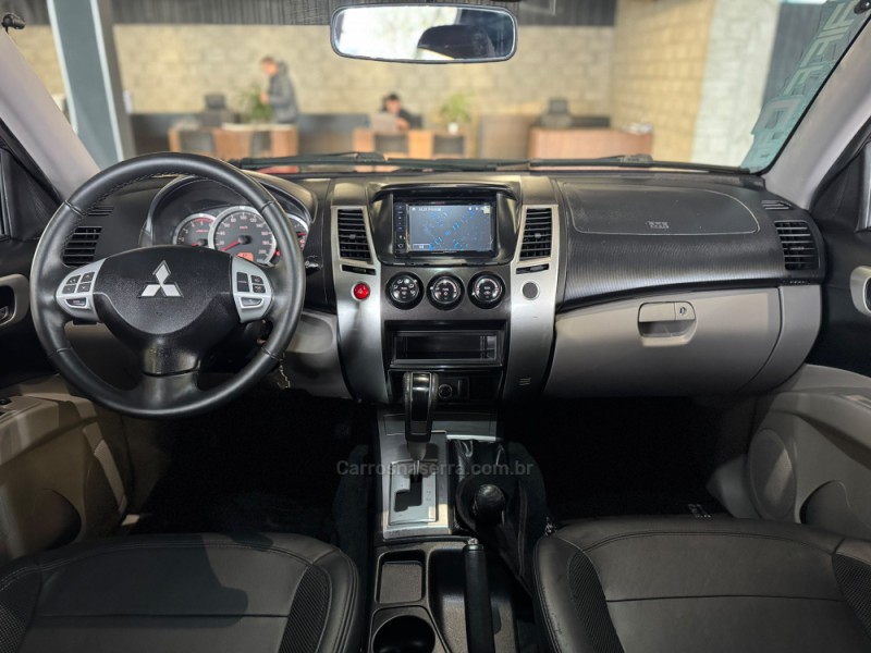 PAJERO DAKAR 3.2 4X4 16V TURBO INTERCOOLER DIESEL 4P AUTOMÁTICO - 2013 - DOIS IRMãOS