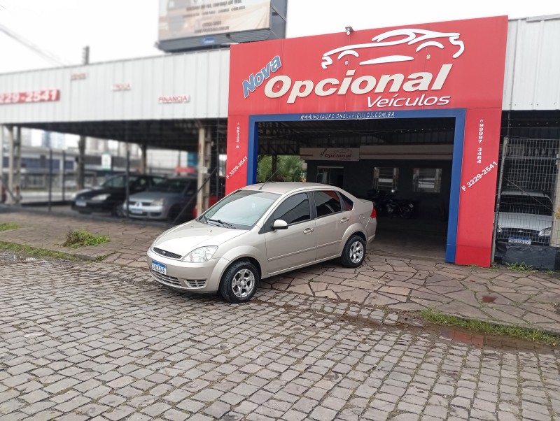 FIESTA 1.6 ROCAM SEDAN 8V FLEX 4P MANUAL